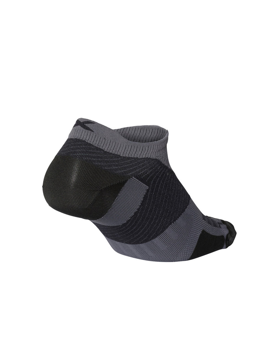 2XU - Vectr Ultralight No Show Socks Sportsocke Herren - titanium/black - 2X - UA7027E - TTM/BLK - S - Sportbrands24