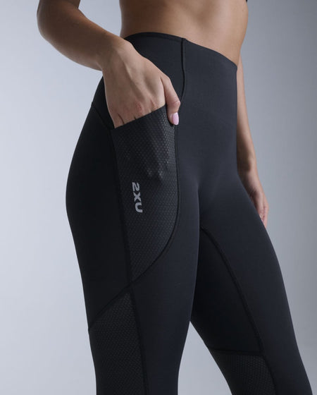 2XU - Aero Mesh Hi - Rise Tights Kompressionstight Damen - black/silver reflective - 2X-WA7573B-BLK/SRF-XXS - Sportbrands24