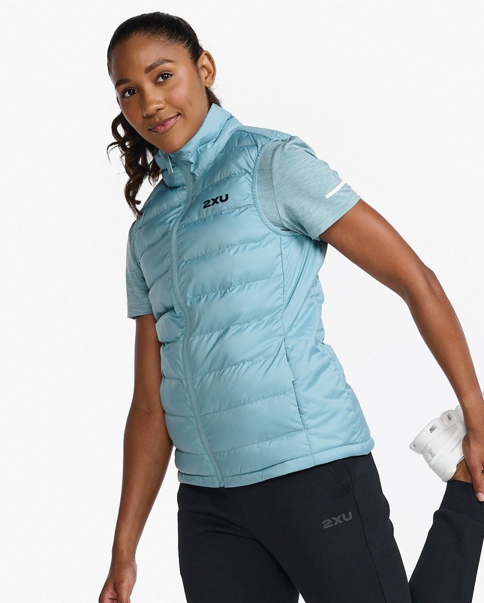 2XU - Commute Packable Insulation Vest Funktionsweste Damen - chambray/chambray - 2X-WR7147A-CMB/CMB-XXS - Sportbrands24