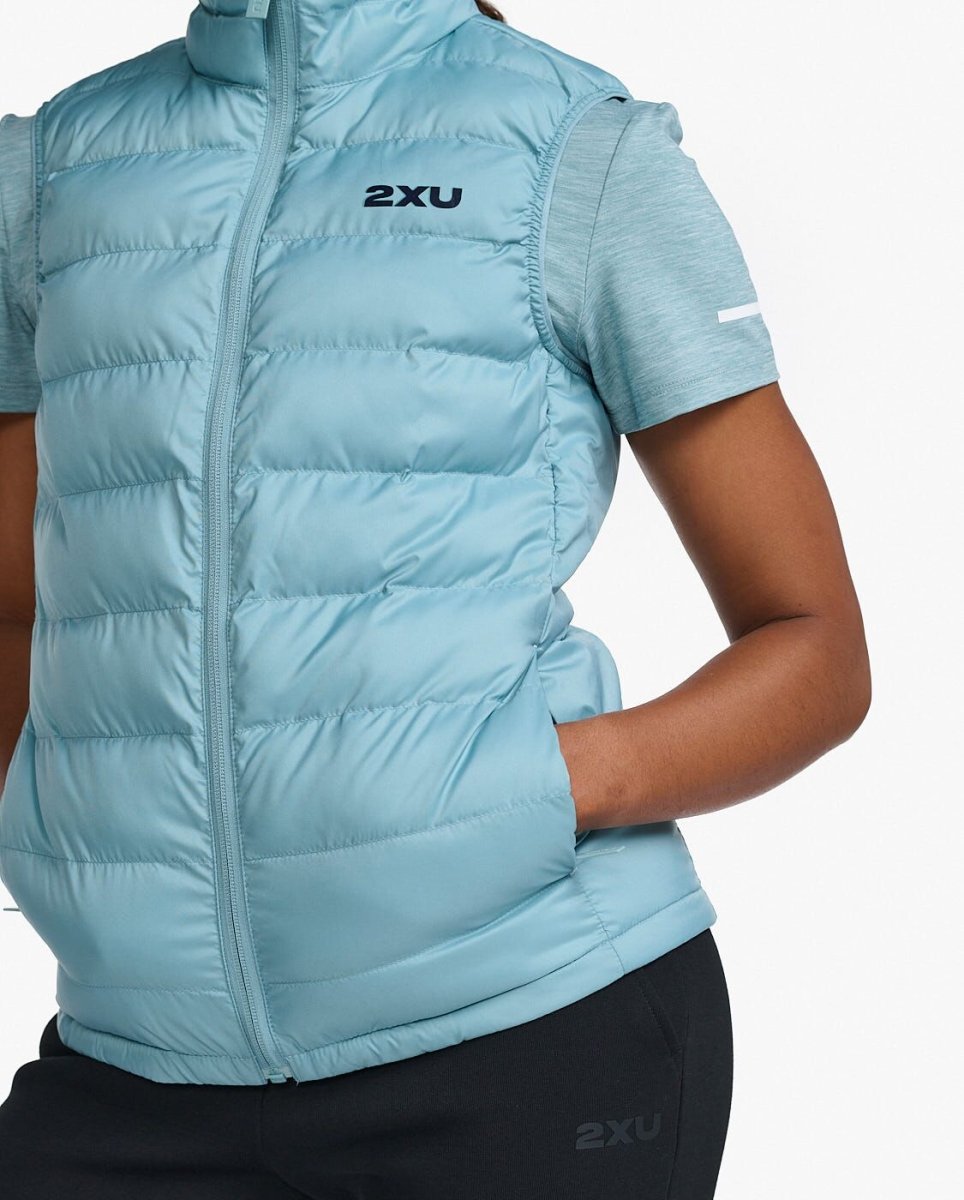 2XU - Commute Packable Insulation Vest Funktionsweste Damen - chambray/chambray - 2X-WR7147A-CMB/CMB-XXS - Sportbrands24