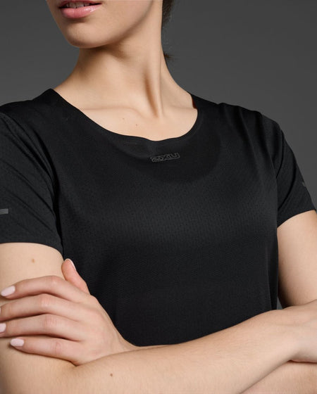 2XU - Light Speed Tech Tee Funktionsshirt Damen - black/black reflective - 2X-WR7152A-BLK/BRF-XS - Sportbrands24