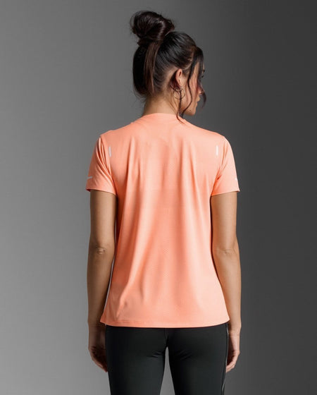 2XU - Light Speed Tech Tee Laufshirt Damen - digital peach/white reflective - 2X-WR7152A-DGP/WRF-XXS - Sportbrands24