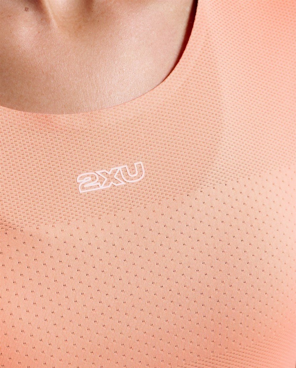 2XU - Light Speed Tech Tee Laufshirt Damen - digital peach/white reflective - 2X-WR7152A-DGP/WRF-XXS - Sportbrands24