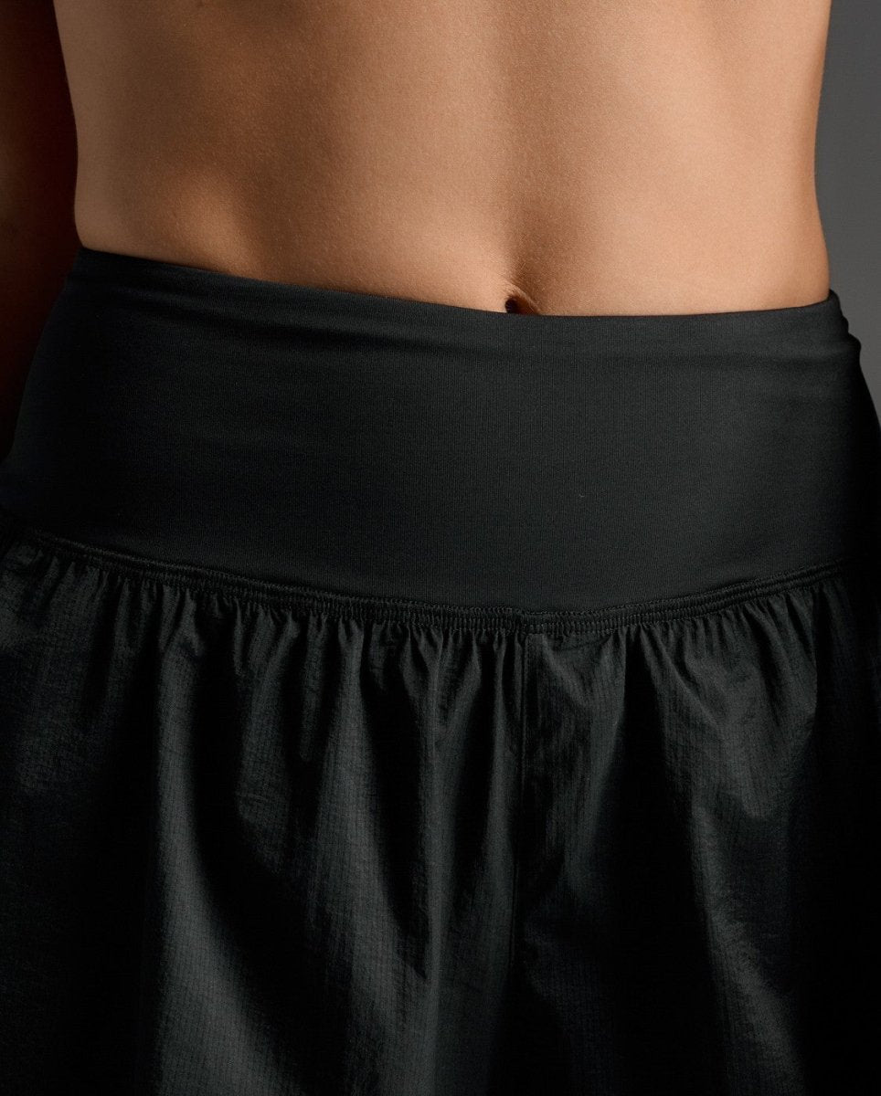 2XU - Aero Hi - Rise 2 - in - 1 3 Inch Shorts Laufshort Damen - black/silver reflective - 2X-WR7352B-BLK/SRF-XXS - Sportbrands24