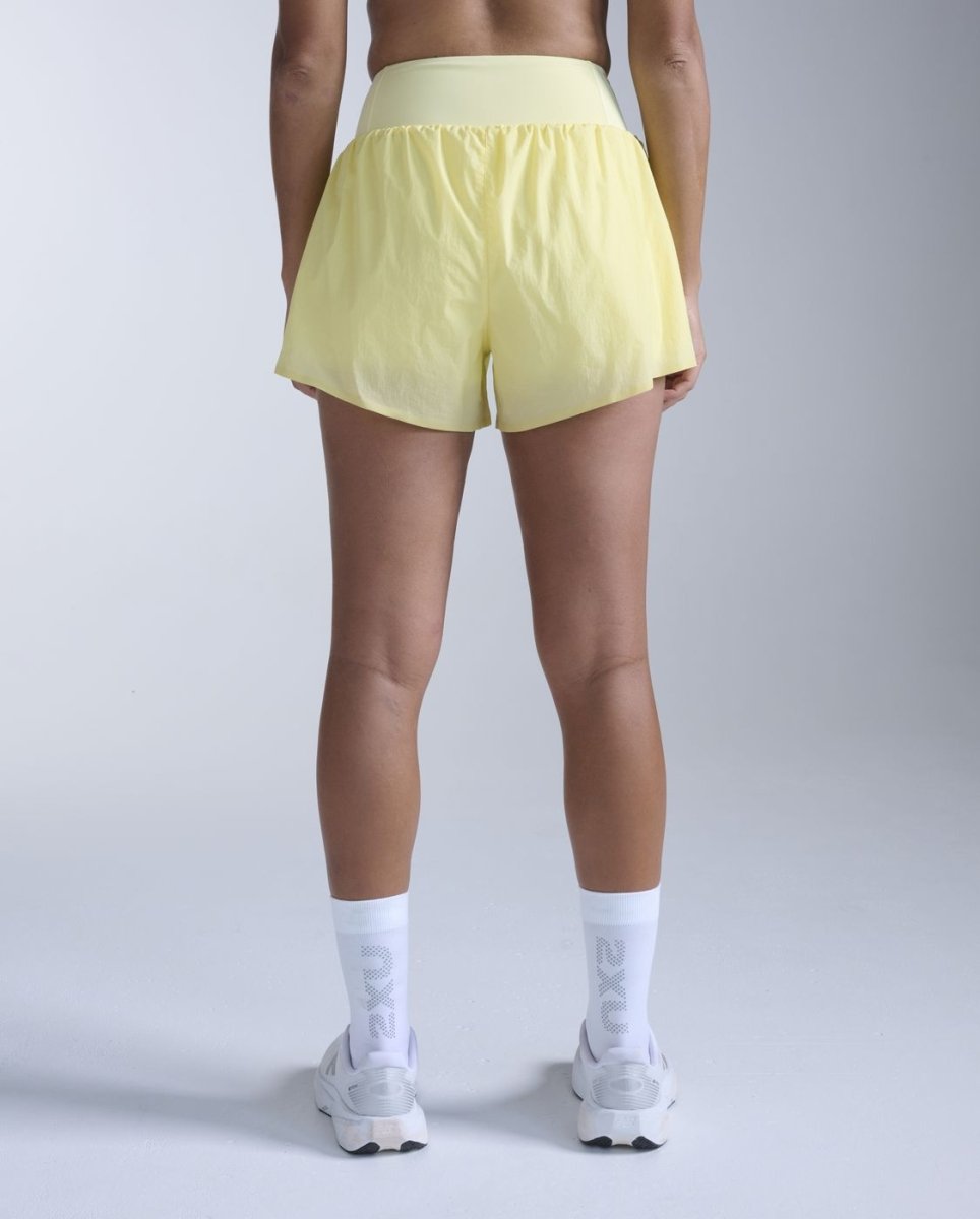 2XU - Aero Hi - Rise 2 - in - 1 3 Inch Shorts Laufshort Damen - lemon ice/lemon reflective - 2X-WR7352B-LMI/LMR-XXS - Sportbrands24