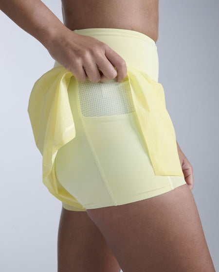 2XU - Aero Hi - Rise 2 - in - 1 3 Inch Shorts Laufshort Damen - lemon ice/lemon reflective - 2X-WR7352B-LMI/LMR-XXS - Sportbrands24