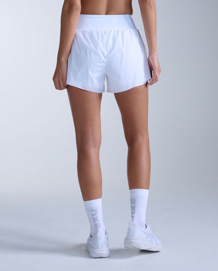 2XU - Aero Hi - Rise 2 - in - 1 3 Inch Shorts Laufshort Damen - white/silver reflective - 2X-WR7352B-WHT/SRF-XXS - Sportbrands24