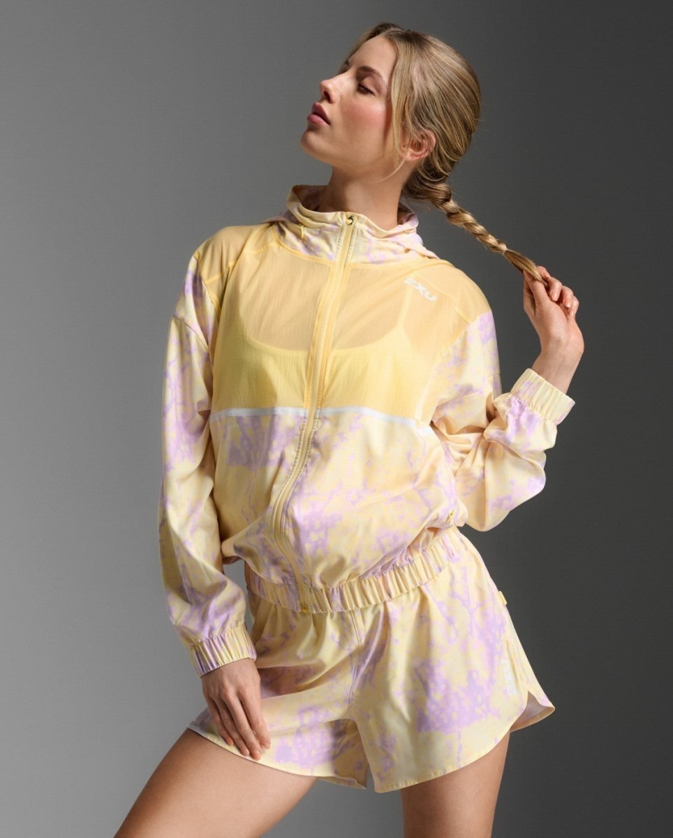 2XU - Aero Sheer Windbreaker Laufjacke Damen - pixel lemon/white reflective - 2X-WR7353A-PXL/WRF-M - Sportbrands24