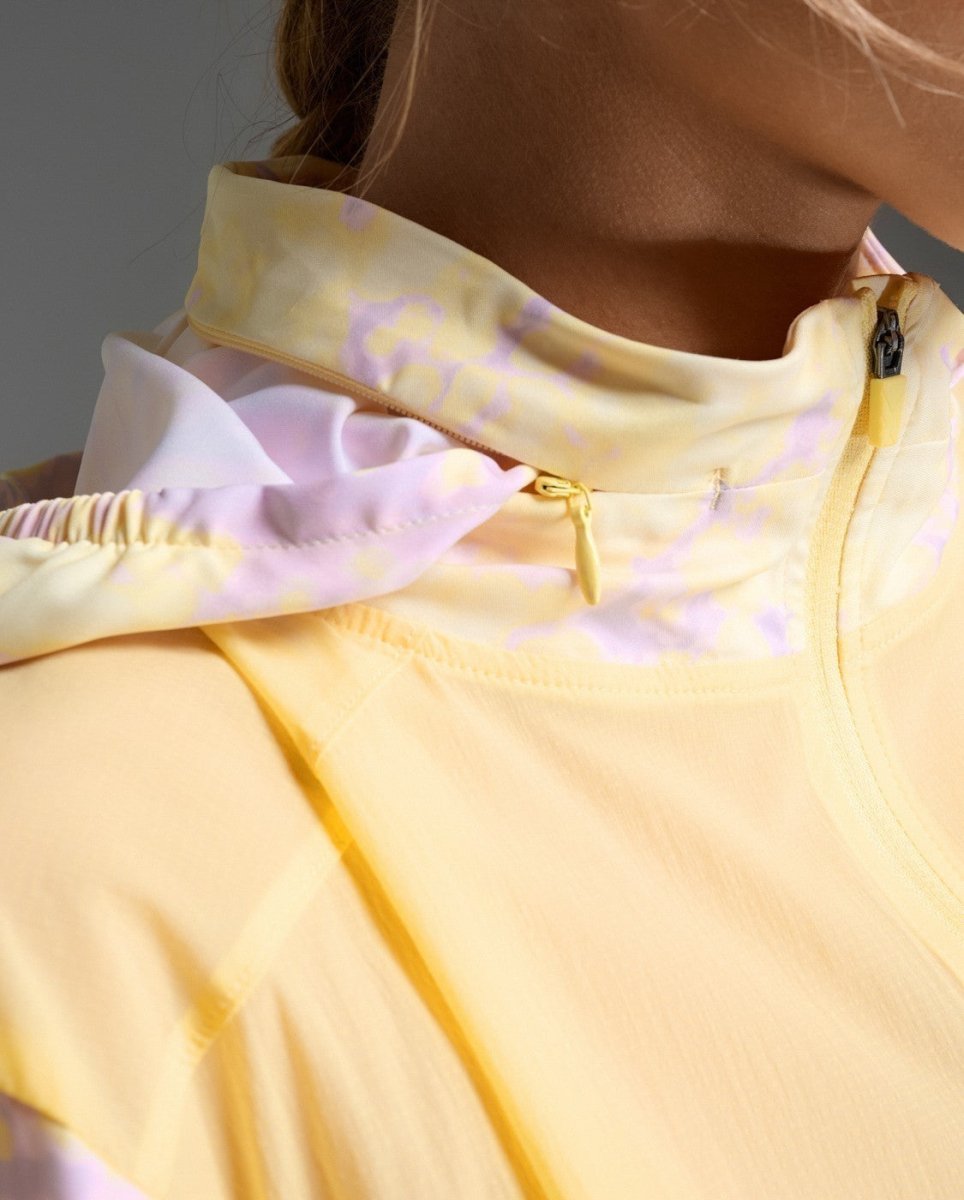 2XU - Aero Sheer Windbreaker Laufjacke Damen - pixel lemon/white reflective - 2X-WR7353A-PXL/WRF-XXS - Sportbrands24