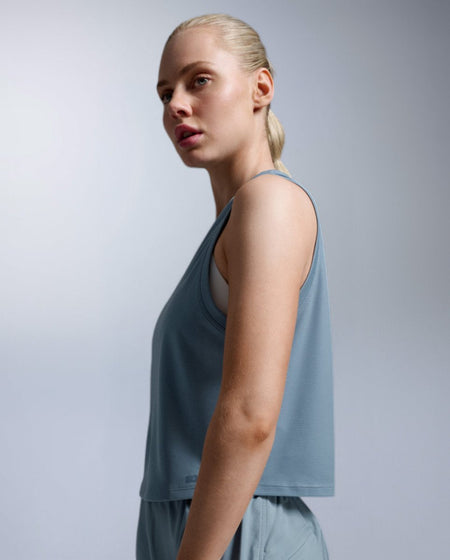 2XU - Aero Mesh Crop Tank Laufshirt Damen - blue shade/blue shade reflect - 2X-WR7450A-BSH/BSR-XXS - Sportbrands24