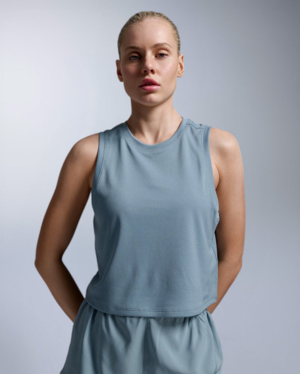 2XU - Aero Mesh Crop Tank Laufshirt Damen - blue shade/blue shade reflect - 2X-WR7450A-BSH/BSR-XXS - Sportbrands24