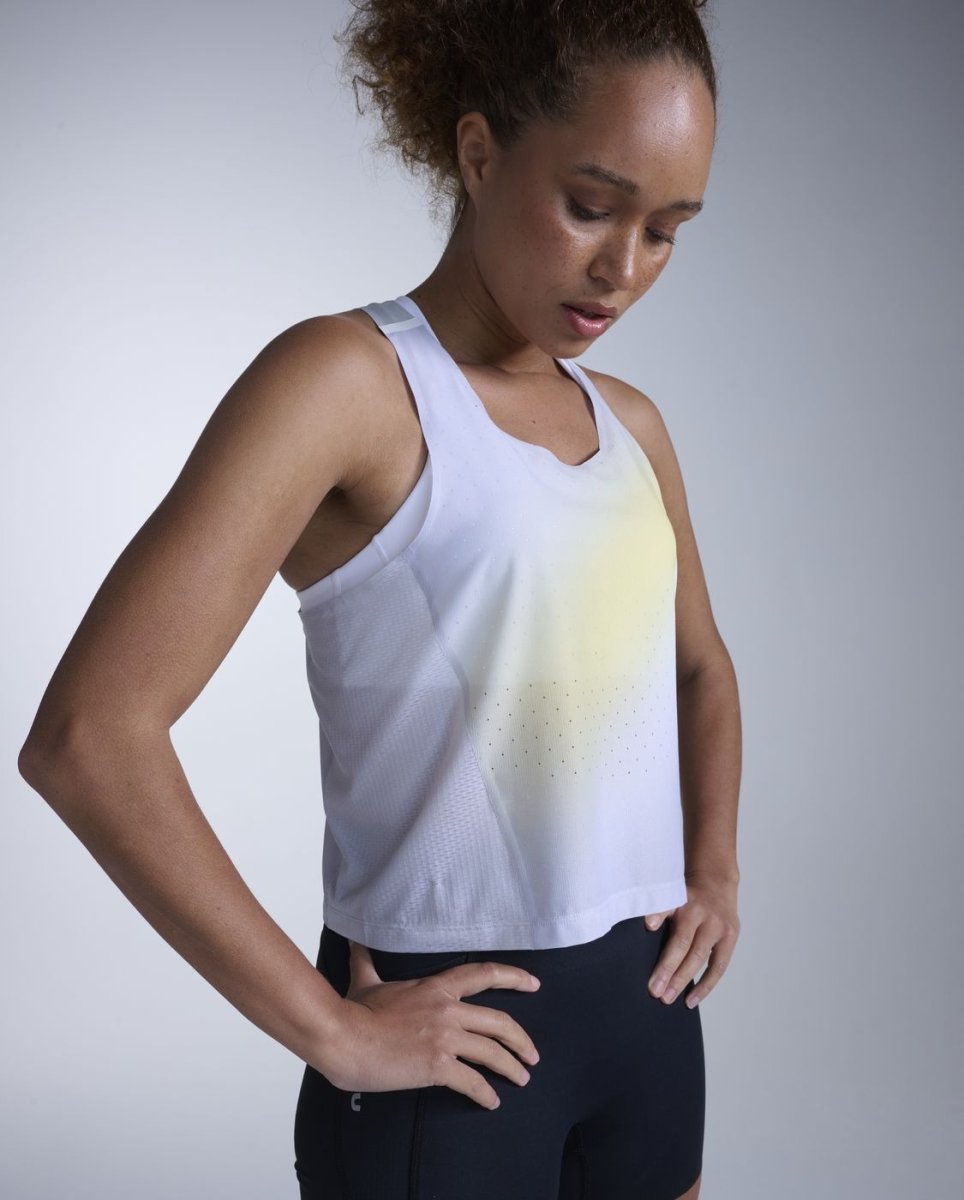 2XU - Light Speed React Crop Singlet Laufshirt Damen - lemon mist/white reflective - 2X-WR7451A-LMT/WRF-XXS - Sportbrands24