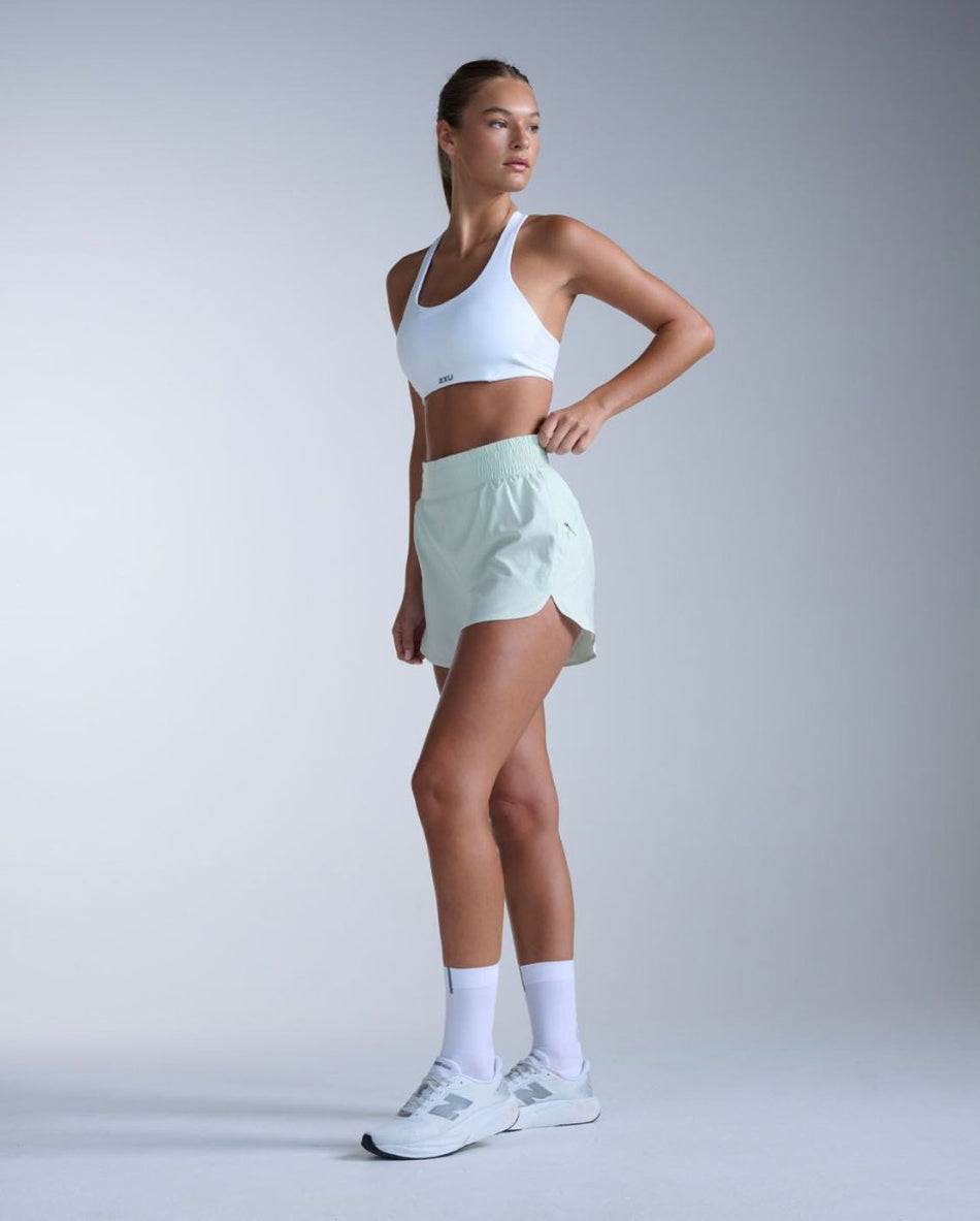 2XU - Aero Hi - Rise 4 Inch Shorts Laufhose Damen - mint dust/mint reflective - 2X-WR7458B-MND/MDR-XXS - Sportbrands24