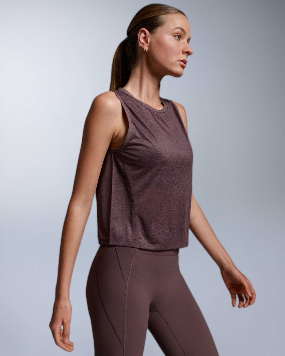 2XU - ReLight Crop Tank Tanktop Damen - currant/white - 2X-WR7568A-CRT/WHT-XXS - Sportbrands24