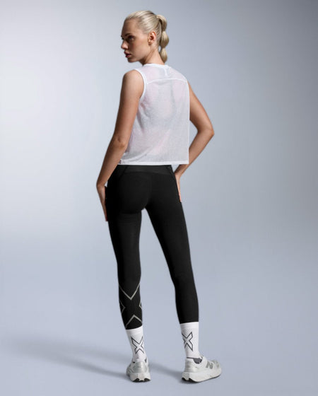 2XU - ReLight Crop Tank Tanktop Damen - white/white - 2X-WR7568A-WHT/WHT-XXS - Sportbrands24