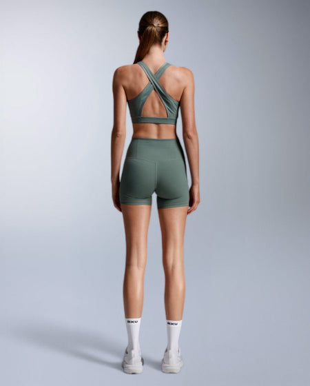 2XU - Feather Flex BondedCrossBackBra Sport-BH Damen - olive leaf/olive leaf - 2X-WR7648A-OLL/OLL-XXS - Sportbrands24