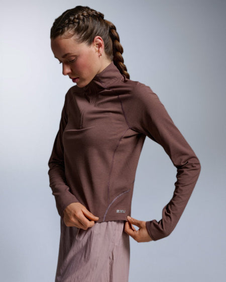 2XU - Aero Trail 1/2 Zip Laufshirt Damen - currant silver reflective - 2X-WR7659A-CRT/SRF-XXS - Sportbrands24